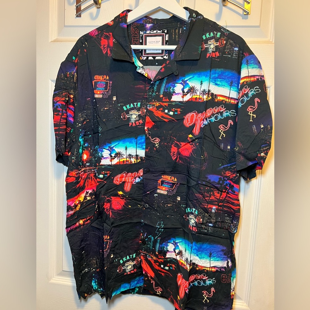 STREETWEAR BUTTON UP